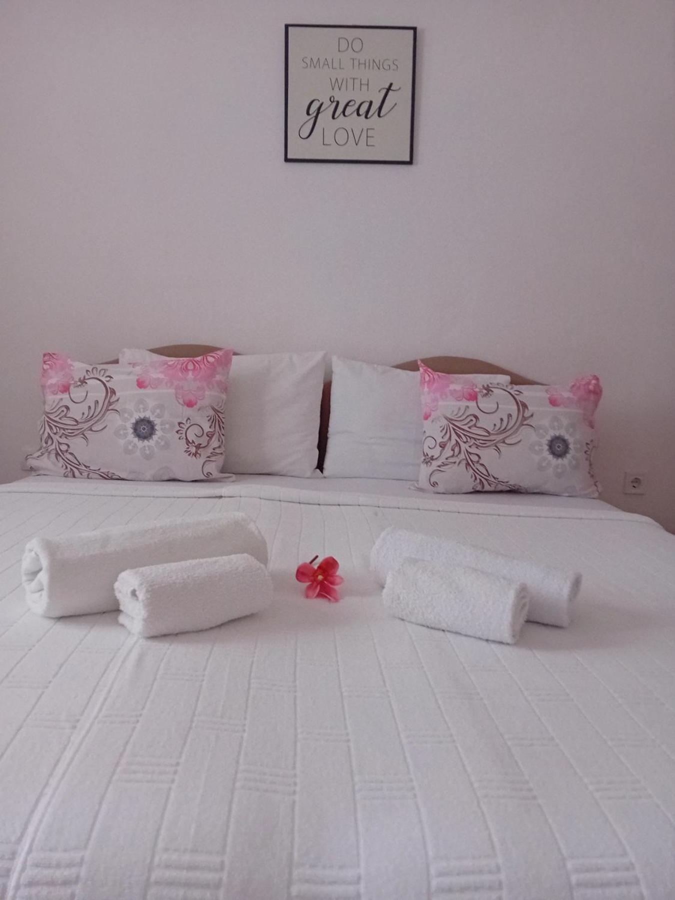 Kiwi Apartments Budva Exterior photo